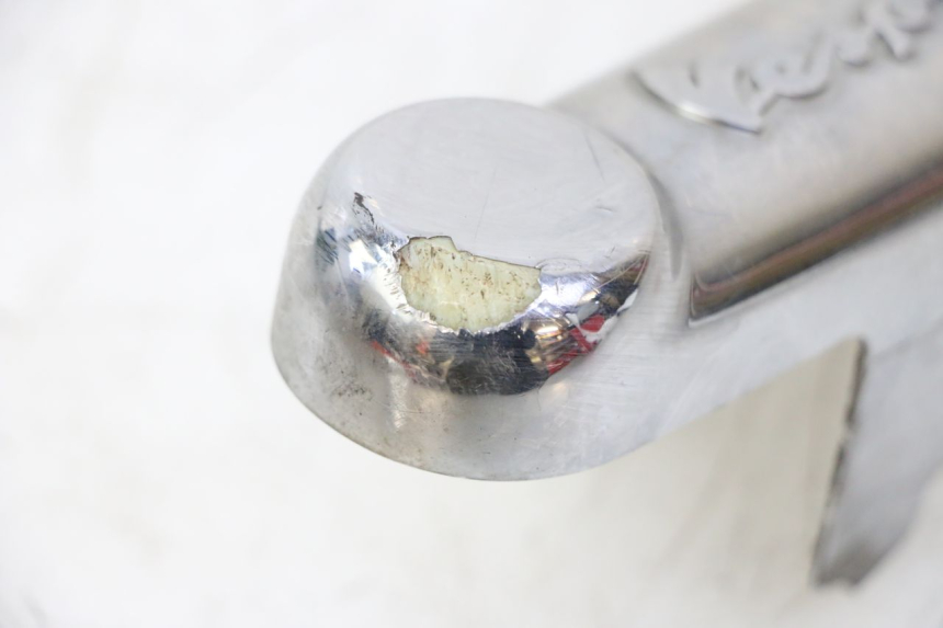 photo de FORK PANEL PIAGGIO LXV 4T 50 (2009 - 2013) - Zoom on usage condition