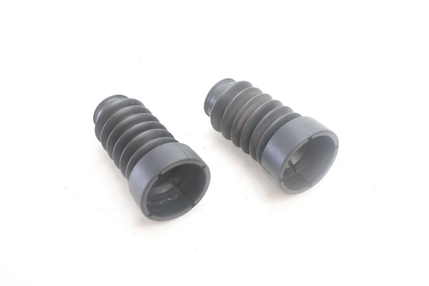 photo de FORK PANEL SYM MIO 50 (2005 - 2010) - Zoom on usage condition