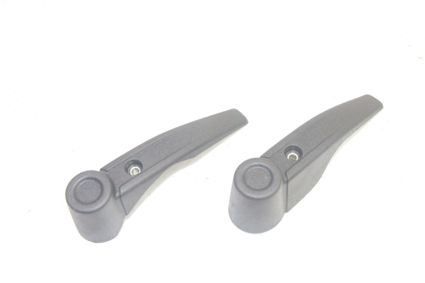 photo de FORK PANEL PIAGGIO MP3 HPE 350 (2018 - 2020) - Component detail