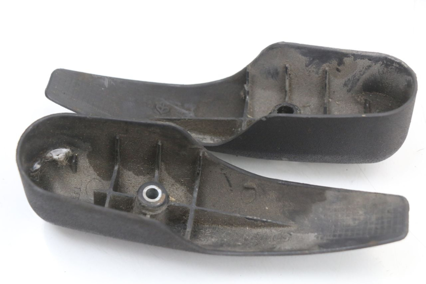 photo de FORK COVER PIAGGIO MP3 LT 400 (2007 - 2012) - Zoom on usage condition