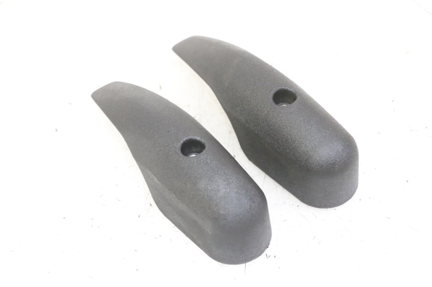 photo de FORK COVER PIAGGIO MP3 LT 300 (2010 - 2016) - Zoom on usage condition