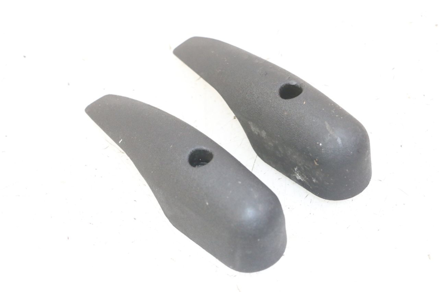 photo de FORK PANEL PIAGGIO MP3 500 (2011 - 2015) - Zoom on usage condition