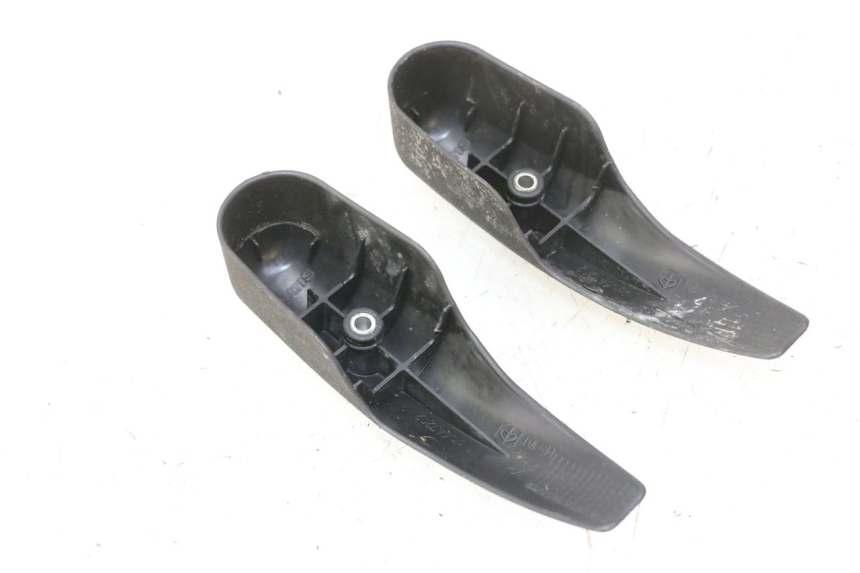 photo de FORK COVER PIAGGIO MP3 RL 250 (2006 - 2010) - Component detail