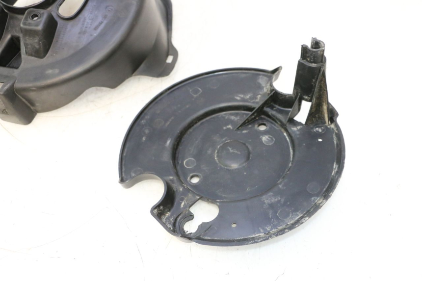 photo de FORK COVER PEUGEOT TKR TREKKER FURIOUS 50 (2005 - 2014) - Technical close-up