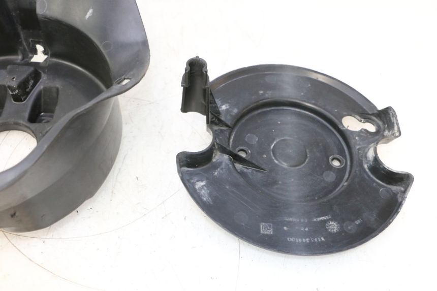 photo de FORK COVER PEUGEOT TREKKER 50 (1995 - 2004) - Fixing points details