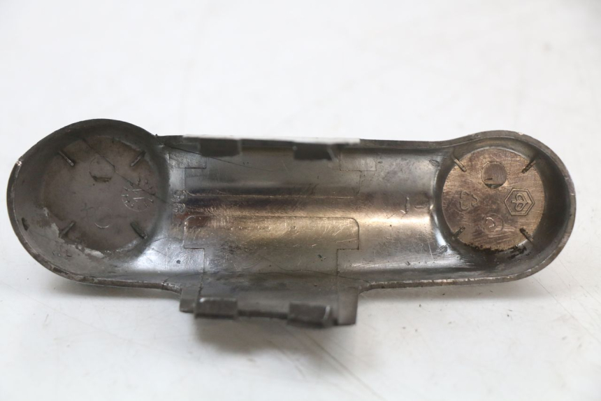 photo de FORK COVER PIAGGIO VESPA S 2T 50 (2007 - 2014) - Zoom on usage condition