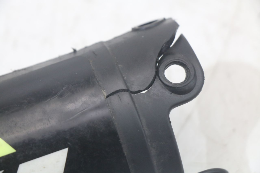 photo de FORK COVER FANTIC XM PERFORMANCE 2T 50 (2021 - 2022) - Markings and original references