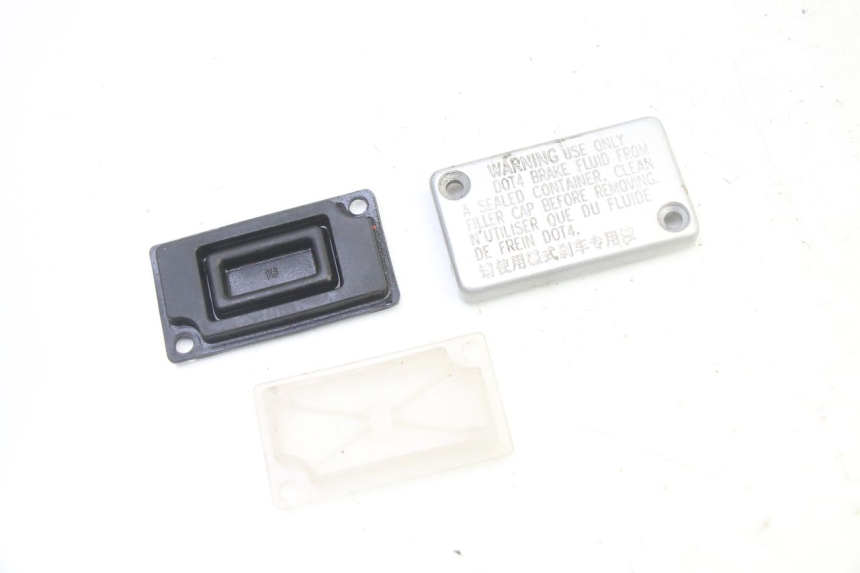 photo de MASTER CYLINDER COVER KYMCO AGILITY 4T 50 (2005 - 2018) - Zoom on usage condition