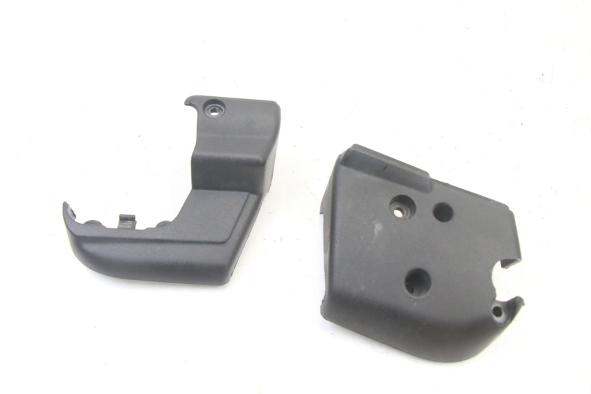 photo de MASTER CYLINDER COVER  APRILIA ATLANTIC 125 (2003 - 2009) - Component detail