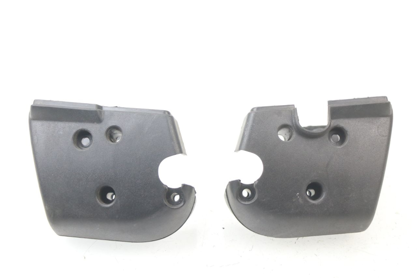 photo de MASTER CYLINDER COVER  APRILIA ATLANTIC 125 (2003 - 2009) - Product overview
