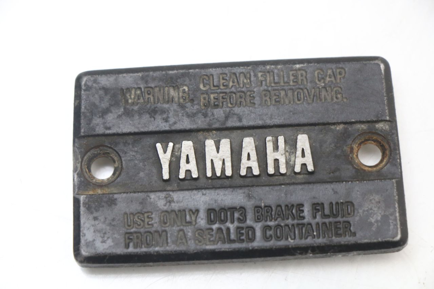 photo de MASTER CYLINDER COVER  YAMAHA DTLC 125 (1982 - 1987) - Main view