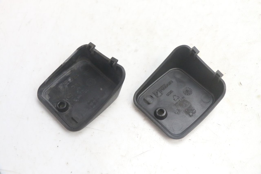 photo de MASTER CYLINDER COVER  PIAGGIO MP3 125 (2006 - 2014) - Zoom on usage condition