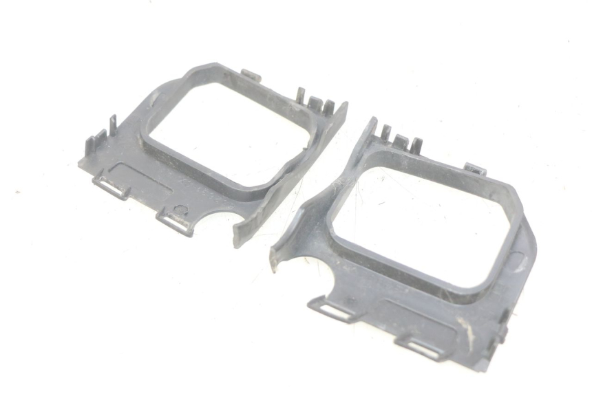 photo de MASTER CYLINDER COVER GILERA NEXUS 125 (2007 - 2009) - Alternative perspective