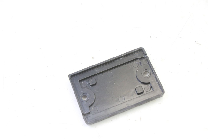 photo de MASTER CYLINDER COVER MAG POWER R-STREET 50 (2016 - 2025) - Zoom on usage condition