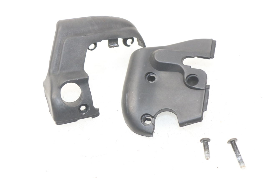 photo de MASTER CYLINDER COVER  APRILIA SCARABEO GT 125 (1999 - 2007) - Main view