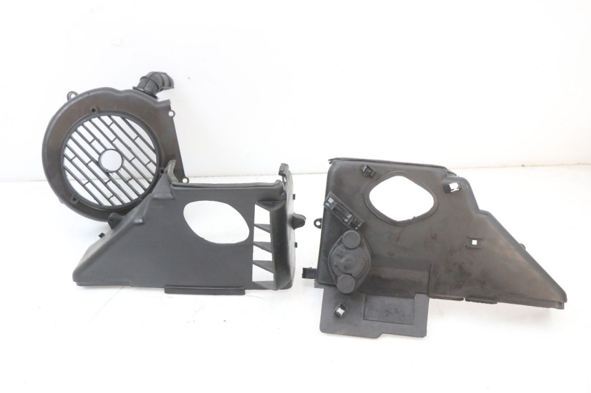 photo de ENGINE COVER JONWAY AZTRAL 125 (2008 - 2017) - Fixing points details