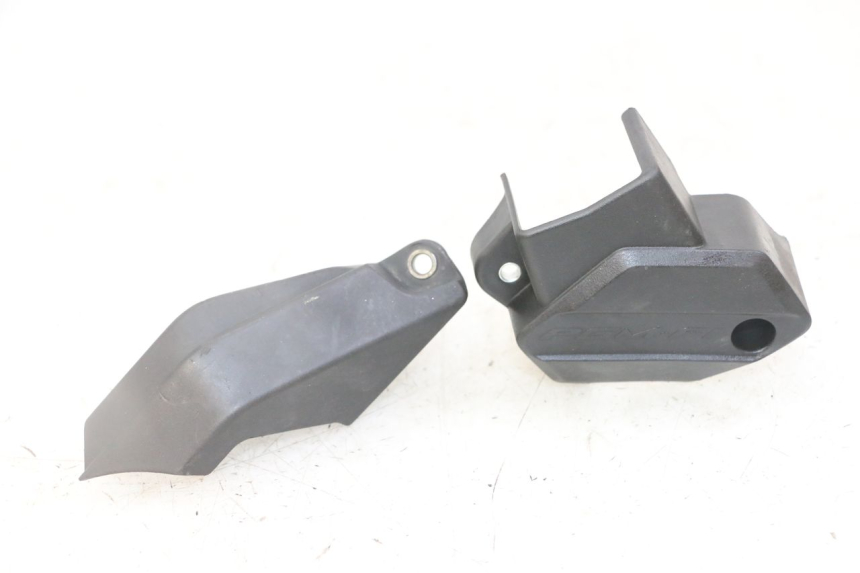 photo de ENGINE COVER HONDA CRF-F CRF F 110 (2019 - 2022) - Zoom on usage condition