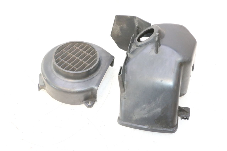 photo de ENGINE COVER PEUGEOT ELYSTAR 50 (2002 - 2014) - Fixing points details