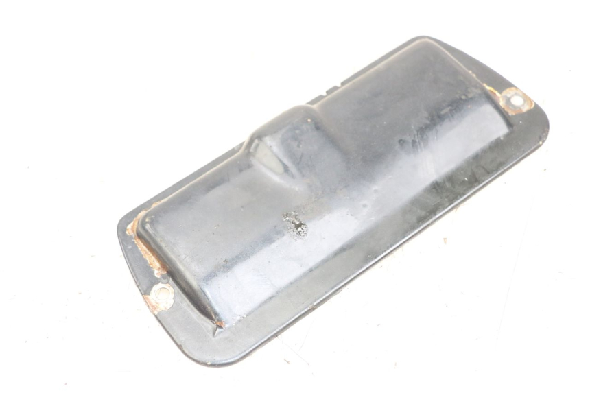 photo de ENGINE COVER SUZUKI GSX E 250 (1982 - 1983) - Zoom on usage condition