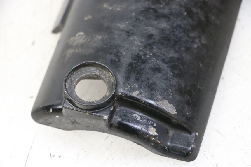 photo de ENGINE COVER KAWASAKI ZR7 ZR-7 S 750 (1999 - 2004) - Component detail