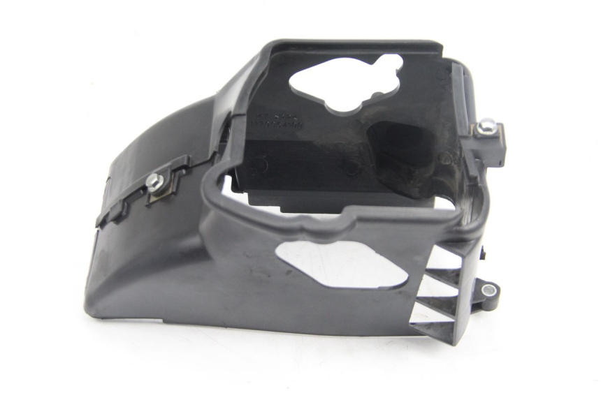 photo de ENGINE COVER PEUGEOT KISBEE 4T 50 (2018 - 2022) - Technical close-up