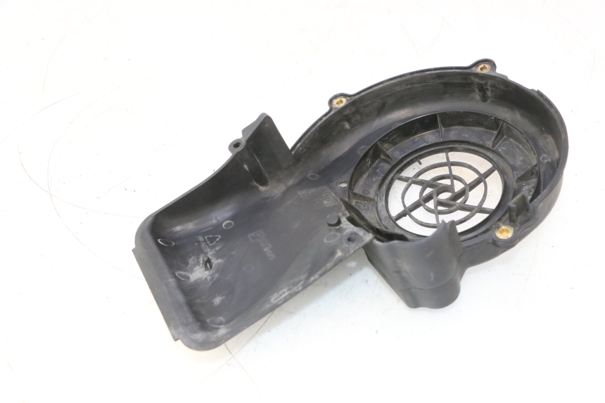 photo de ENGINE COVER PIAGGIO LIBERTY IGET S 125 (2016 - 2020) - Alternative perspective