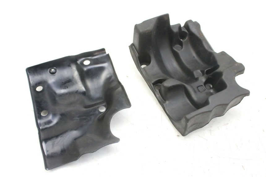 photo de ENGINE COVER TRIUMPH SPRINT ST 955 (1999 - 2001) - Component detail