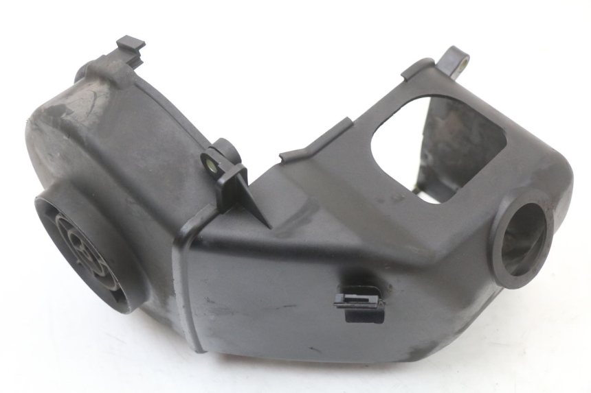 photo de ENGINE COVER PEUGEOT STREETZONE I 2T 50 (2018 - 2020) - Zoom on usage condition