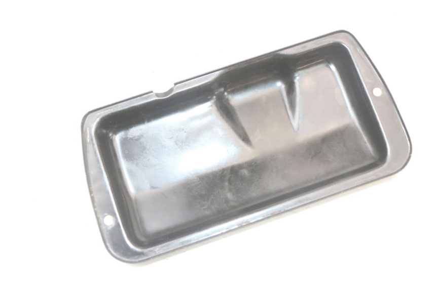 photo de ENGINE COVER SUZUKI GS F 500 (2004 - 2007) - Zoom on usage condition