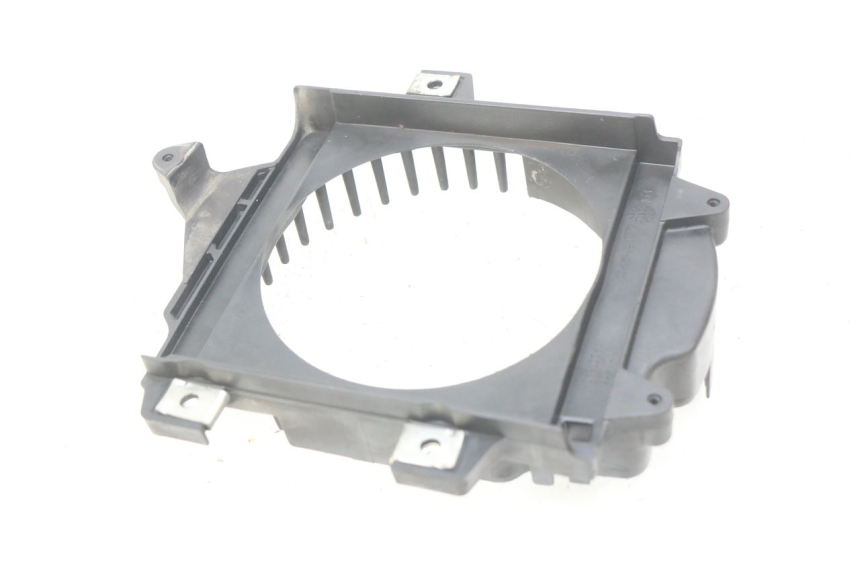 photo de ENGINE COVER PIAGGIO VESPA GTS IGET ABS 125 (2017 - 2023) - Component detail