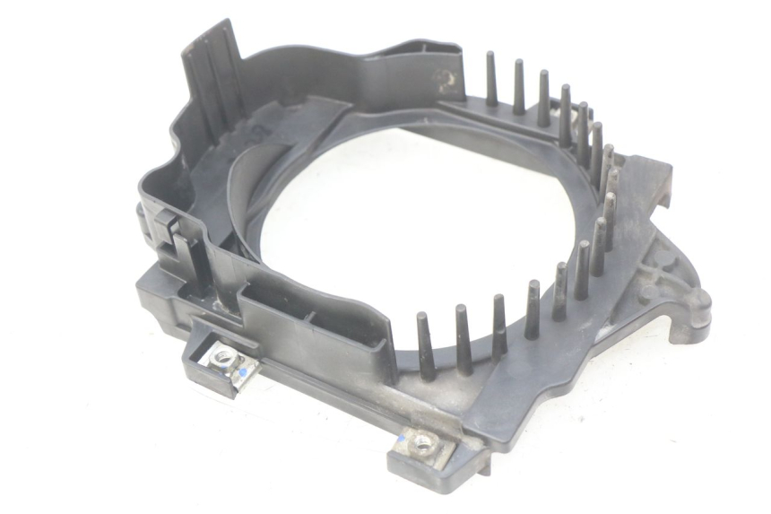 photo de ENGINE COVER PIAGGIO VESPA GTS IGET ABS 125 (2017 - 2023) - Zoom on usage condition