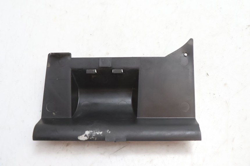 photo de ENGINE COVER PEUGEOT VIVACITY 50 (1998 - 2003) - Technical close-up