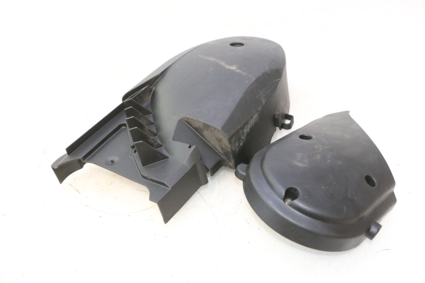 photo de ENGINE COVER YAMAHA YP MAJESTY 125 (1998 - 2001) - Product overview