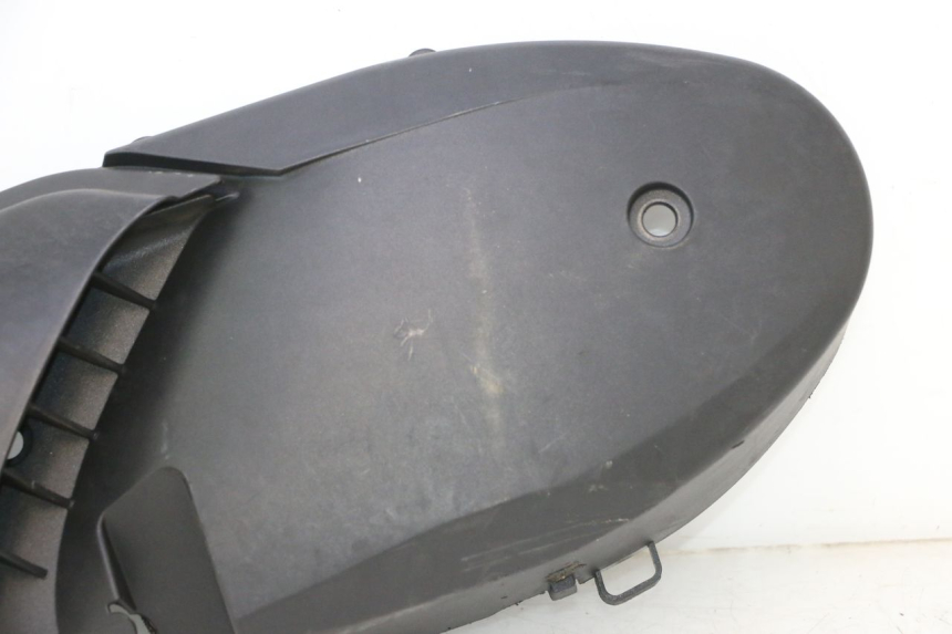 photo de ENGINE COVER YAMAHA YP MAJESTY 125 (1998 - 2001) - Surface and material condition