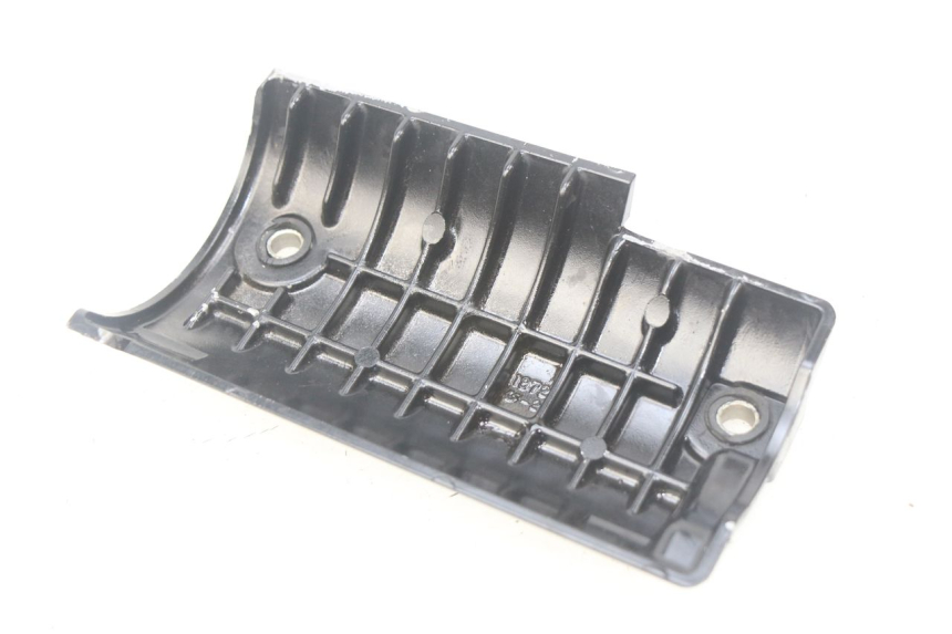 photo de ENGINE COVER KAWASAKI ZR7 ZR-7 S 750 (1999 - 2004) - Alternative perspective