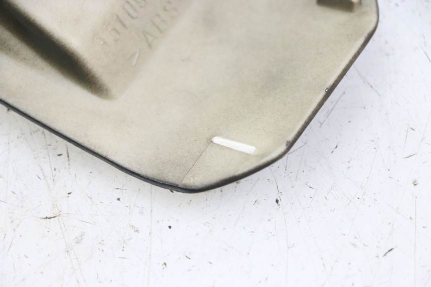 photo de IGNITION SWITCH COVER QUADRO 4 4D 350 (2015 - 2018) - Alternative perspective