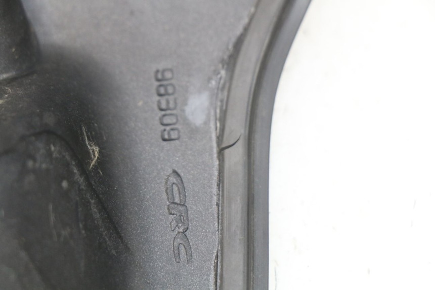 photo de IGNITION SWITCH COVER MV AGUSTA BRUTALE R WALLY 910 (2008 - 2008) - Surface and material condition