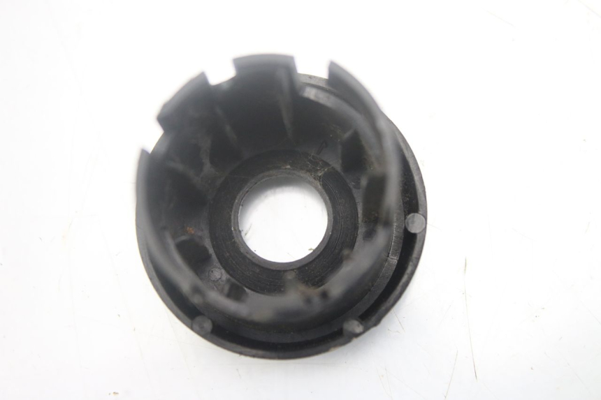 photo de IGNITION SWITCH COVER YAMAHA BW'S EASY 50 (2013 - 2016) - Alternative perspective