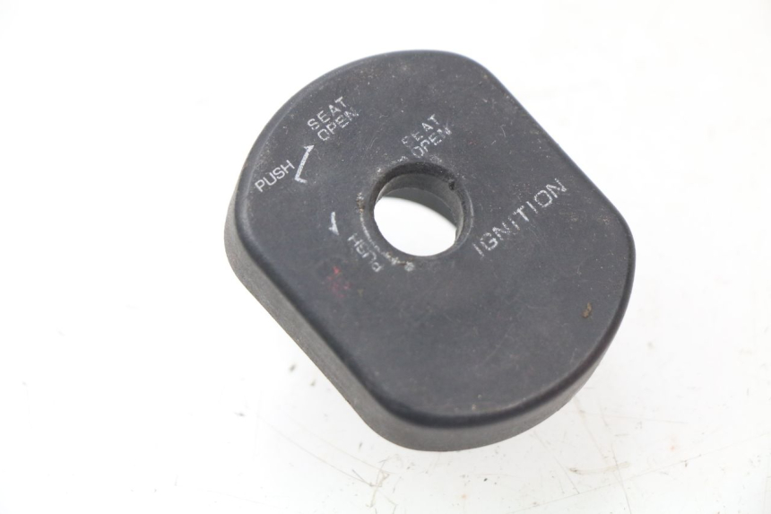 photo de IGNITION SWITCH COVER SYM DD 50 (2005 - 2011) - Main view