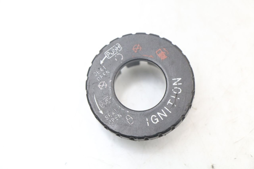 photo de IGNITION SWITCH COVER KYMCO DINK 4T 50 (2007 - 2018) - Main view
