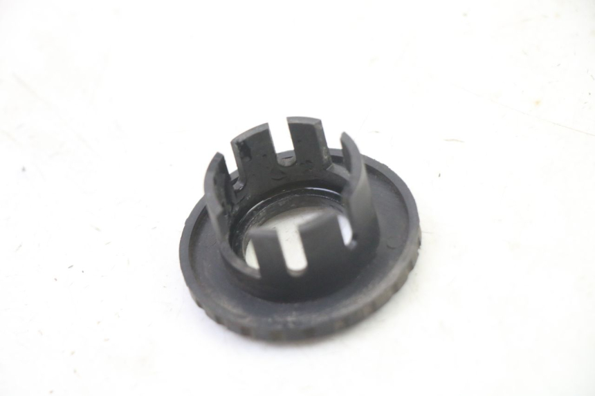 photo de IGNITION SWITCH COVER SYM FIDDLE 3 III 125 (2014 - 2020) - Alternative perspective