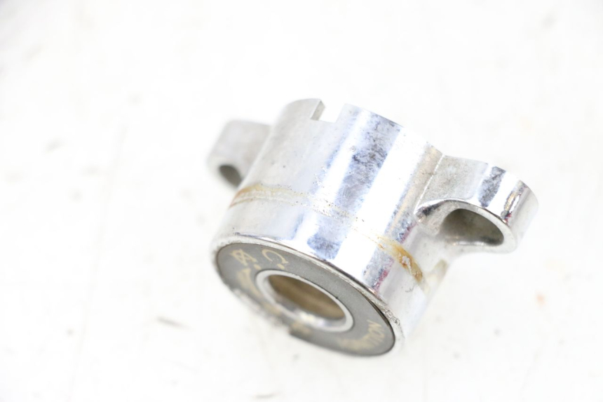 photo de IGNITION SWITCH COVER JM MOTORS GTS 125 (2015 - 2019) - Zoom on usage condition