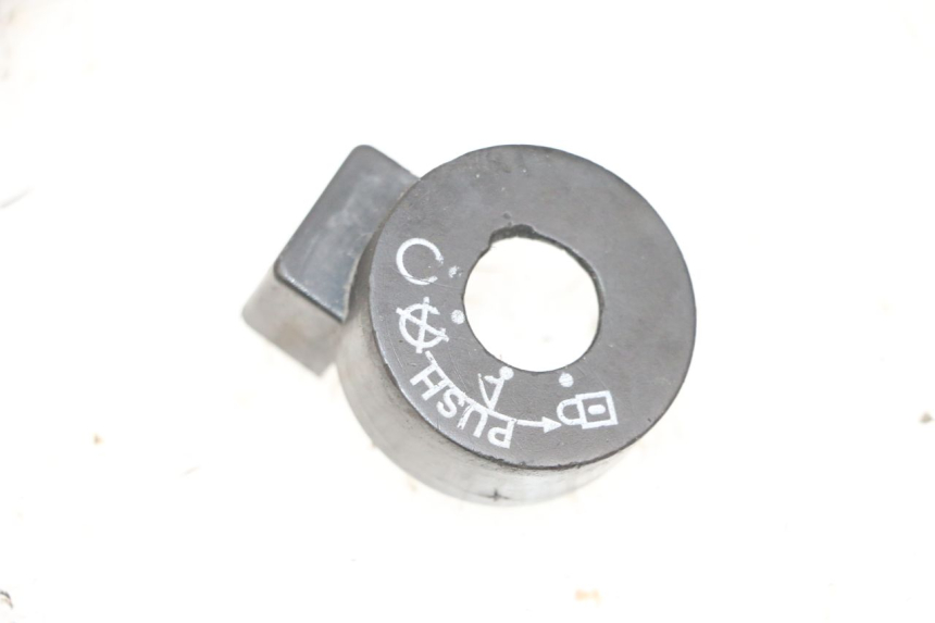 photo de IGNITION SWITCH COVER PEUGEOT KISBEE 4T 50 (2018 - 2022) - Main view