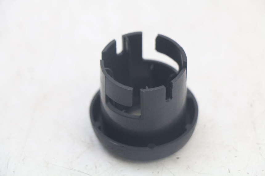 photo de IGNITION SWITCH COVER MBK MACH G AC 50 (2002 - 2014) - Alternative perspective