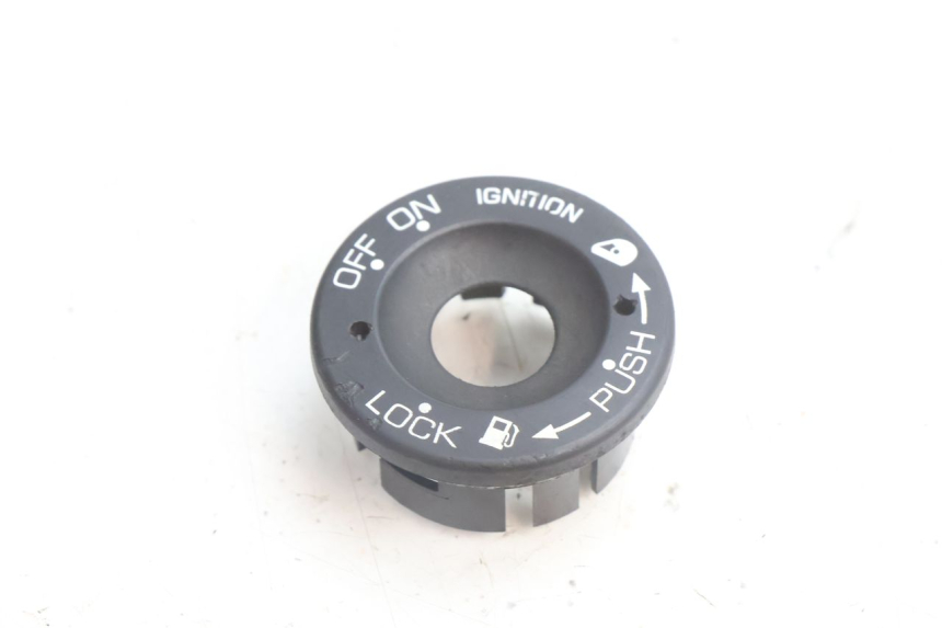photo de IGNITION SWITCH COVER PIAGGIO MP3 500 (2016 - 2018) - Main view