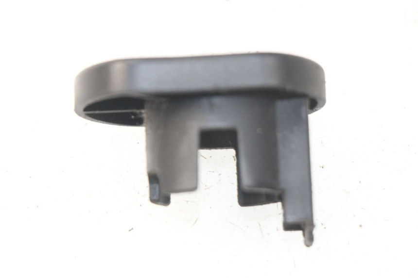 photo de IGNITION SWITCH COVER SYM ORBIT 2 4T 50 (2008 - 2017) - Alternative perspective