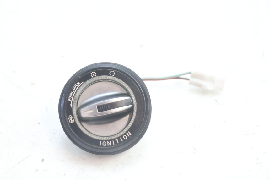 photo de IGNITION SWITCH COVER JM MOTORS R-MAX TECH 50 (2024 - 2026) - Main view