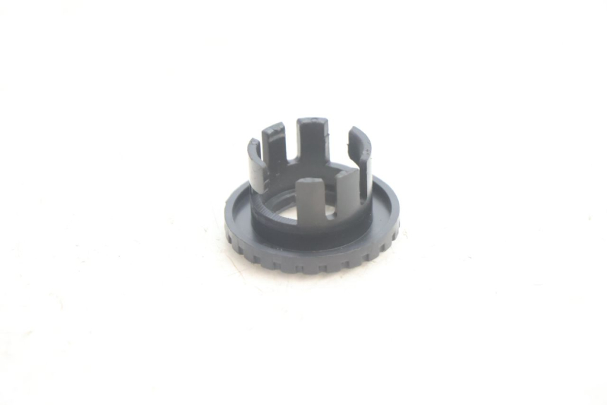 photo de IGNITION SWITCH COVER LAZIO RENO 50 (2016 - 2021) - Zoom on usage condition
