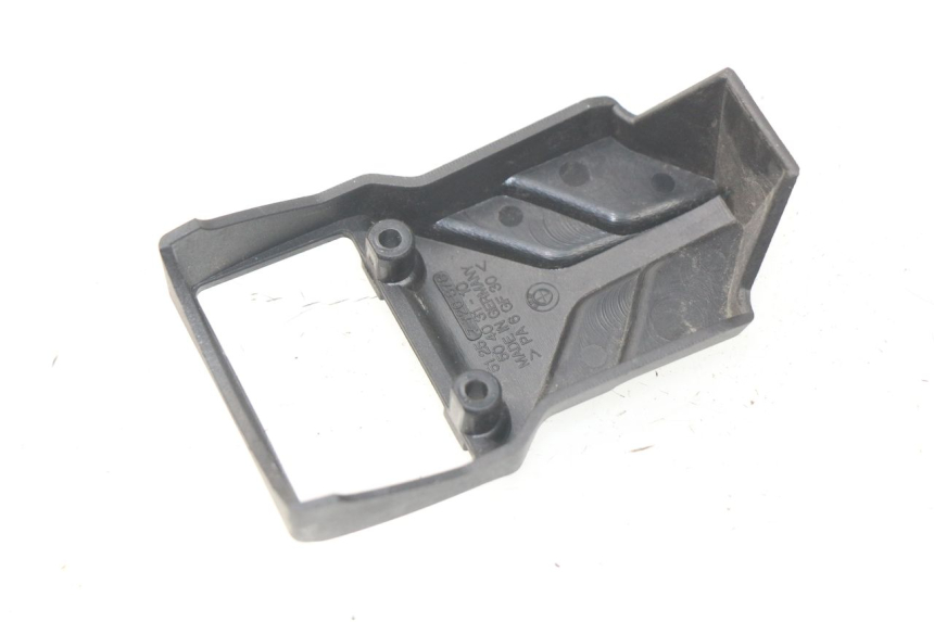 photo de IGNITION SWITCH COVER BMW S RR ABS S1000RR 1000 (2009 - 2011) - Zoom on usage condition