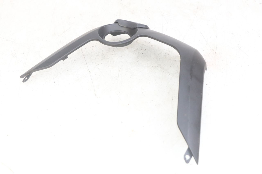 photo de IGNITION SWITCH COVER YAMAHA X-MAX XMAX 125 (2010 - 2013) - Zoom on usage condition